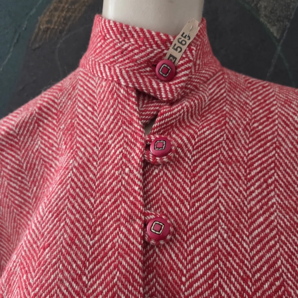 Vintage | Herringbone Tweed Cape and Skirt Set - Picture 7 of 14